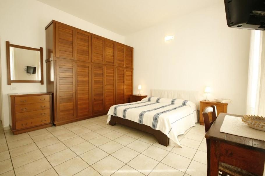 Bed and Breakfast L'Arco Cagliari Exterior foto